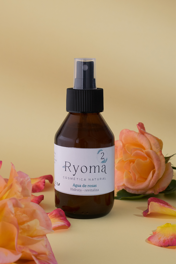 Agua de rosas