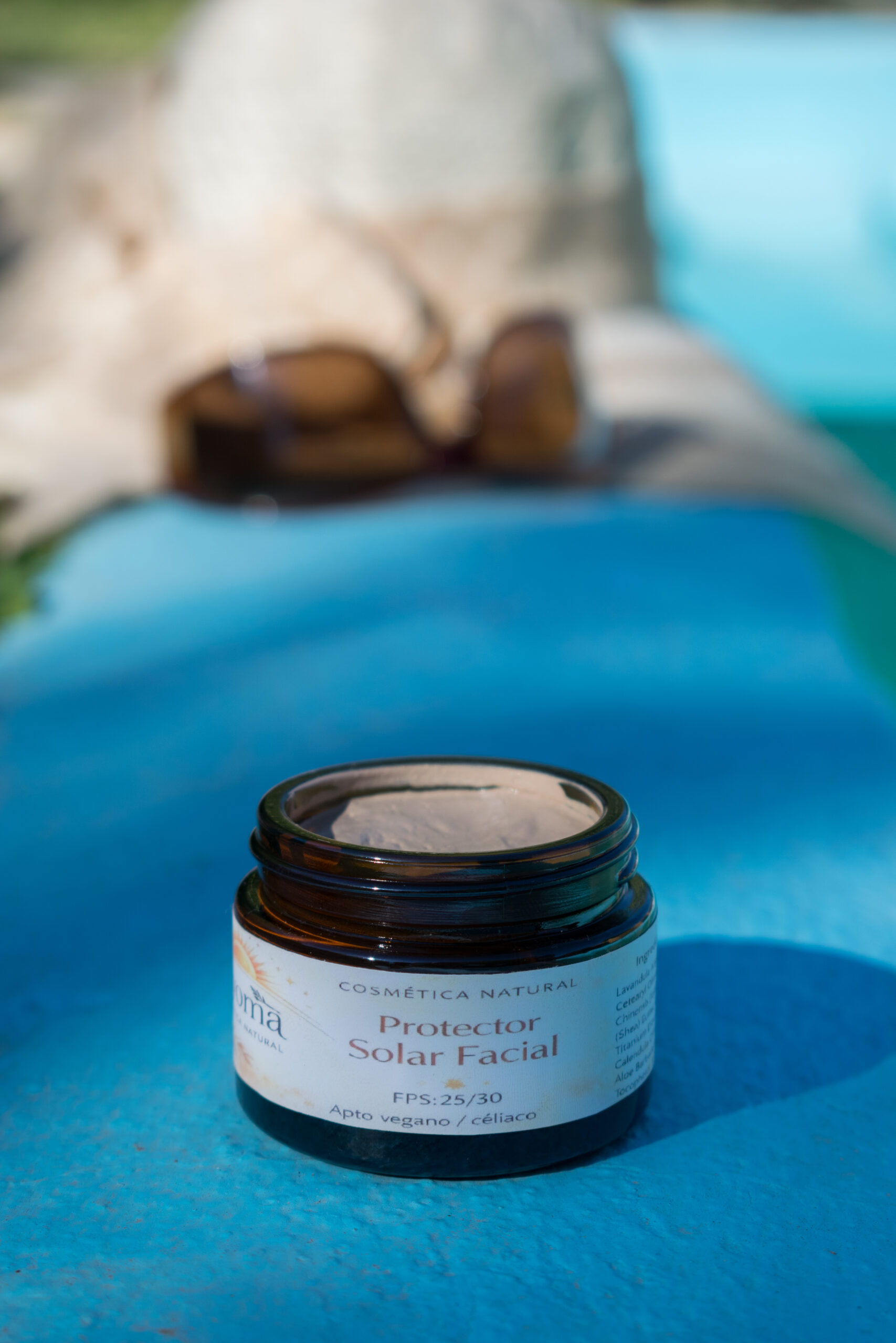 Protector solar facial con color